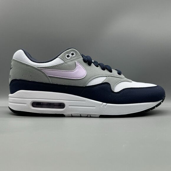 Nike Air Max 1 Football Grey Lilac Men’s Size 9 FD9082 001 Casual Lifestyle Shoe - Picture 1 of 9